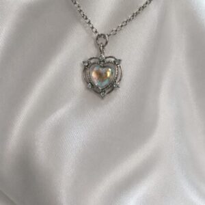 Elegant Heart Pendant Necklace